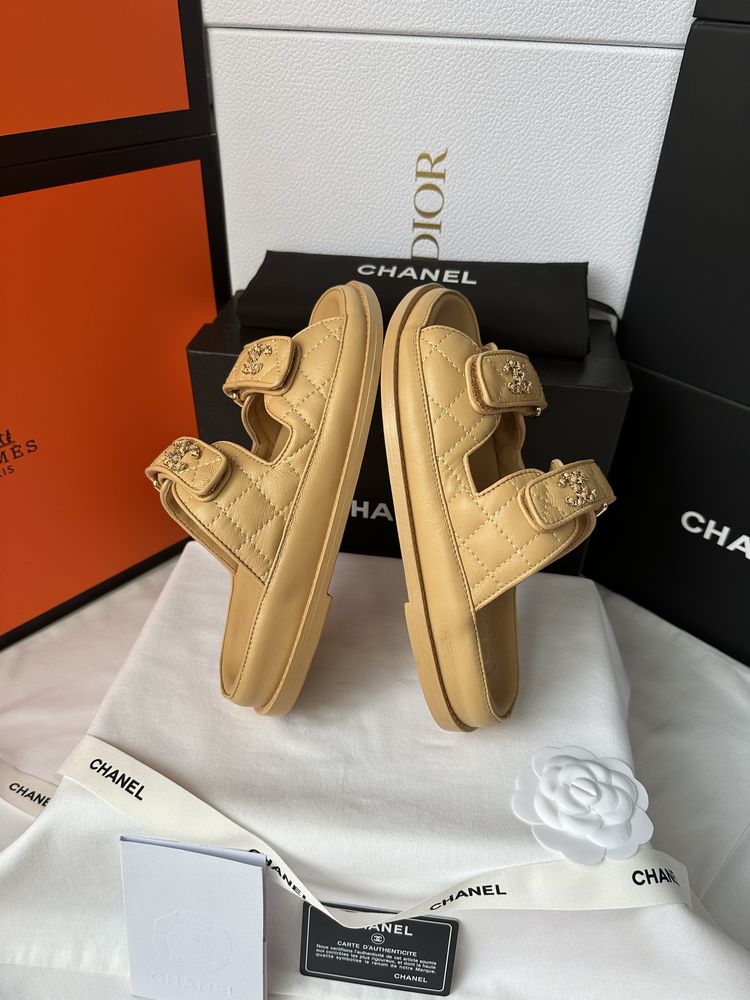 Sandały Chanel Sandals Dad Smooth Leather