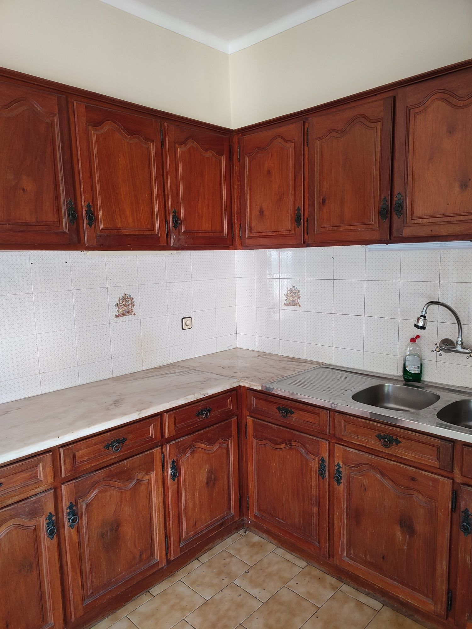 Cozinha com pedra mármore