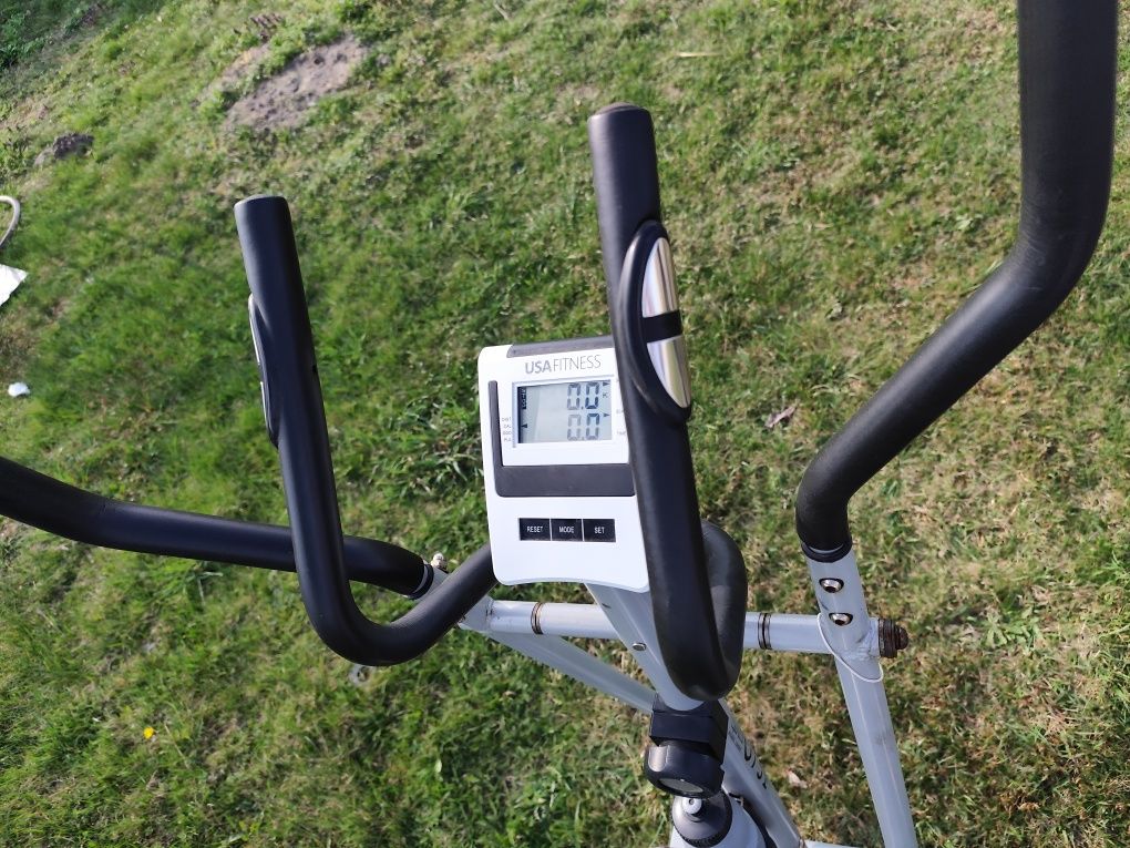 Orbitrek USA fitness 0731
