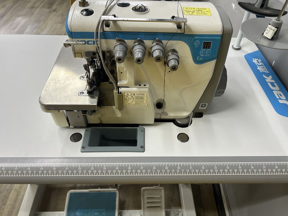 Прямострочка Оверлок швейні машинки