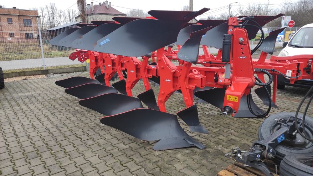 Pług obrotowy KUHN MULTI-MASTER 123 3+1 fabrycznie nowy liniowanie