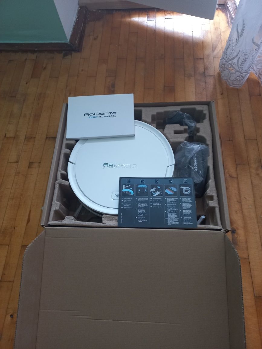 Робот пилосос Rowenta 
Rowenta X-ploper series 50