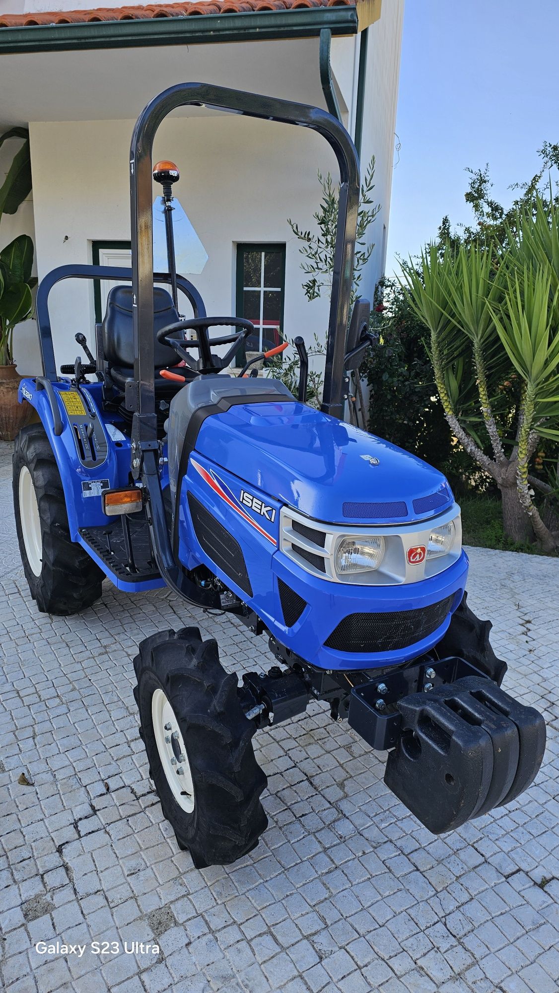 Tractor Iseki TM3247