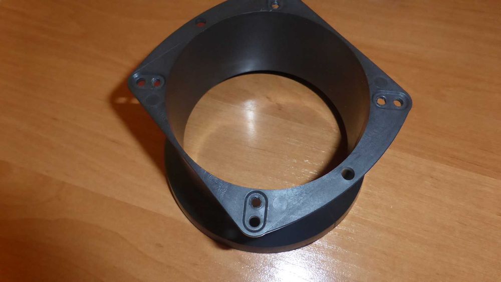 Труба воздуховод на корпус компьютера