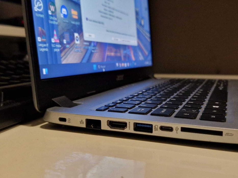 PC Computador Portátil Acer Aspire | i7 8th Gen | 16GB RAM | 232GB SSD