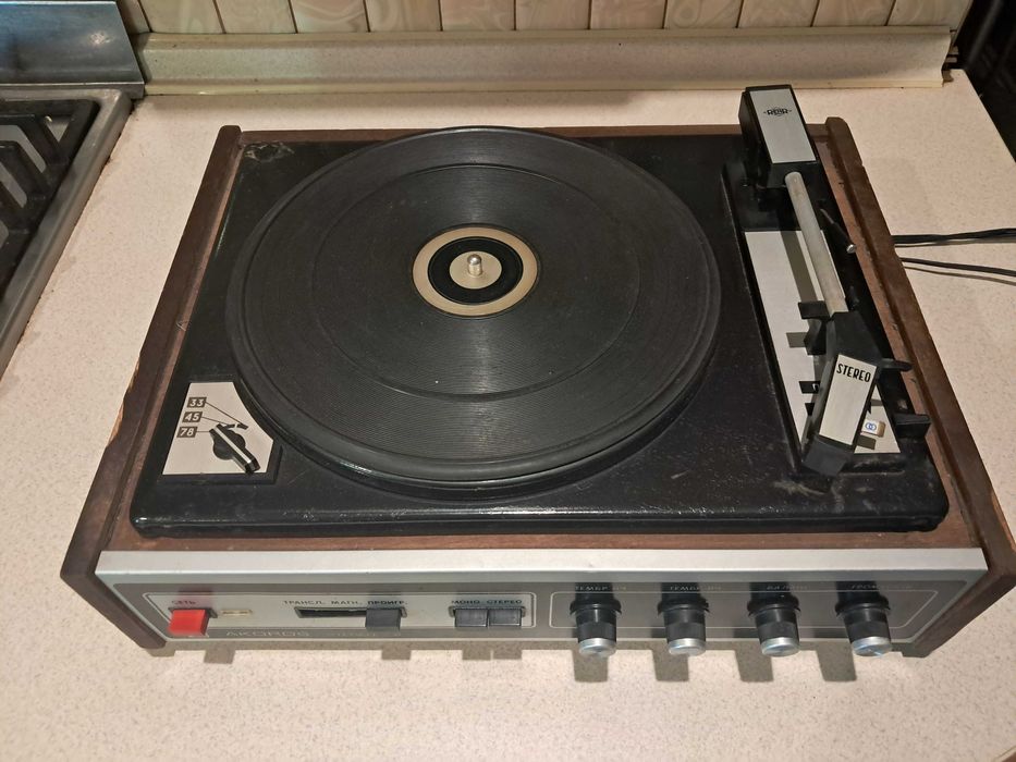 Програвач пластинок Акордс стерео