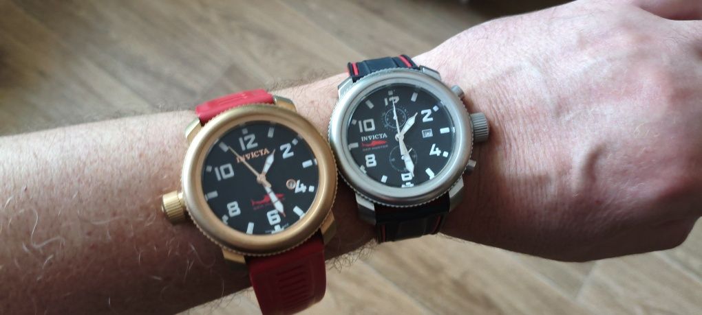 Часы Invicta ,  серия Sea Hunter.