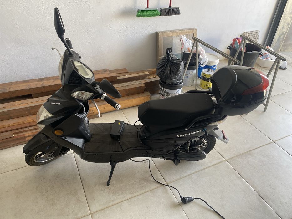Scooter eletrica