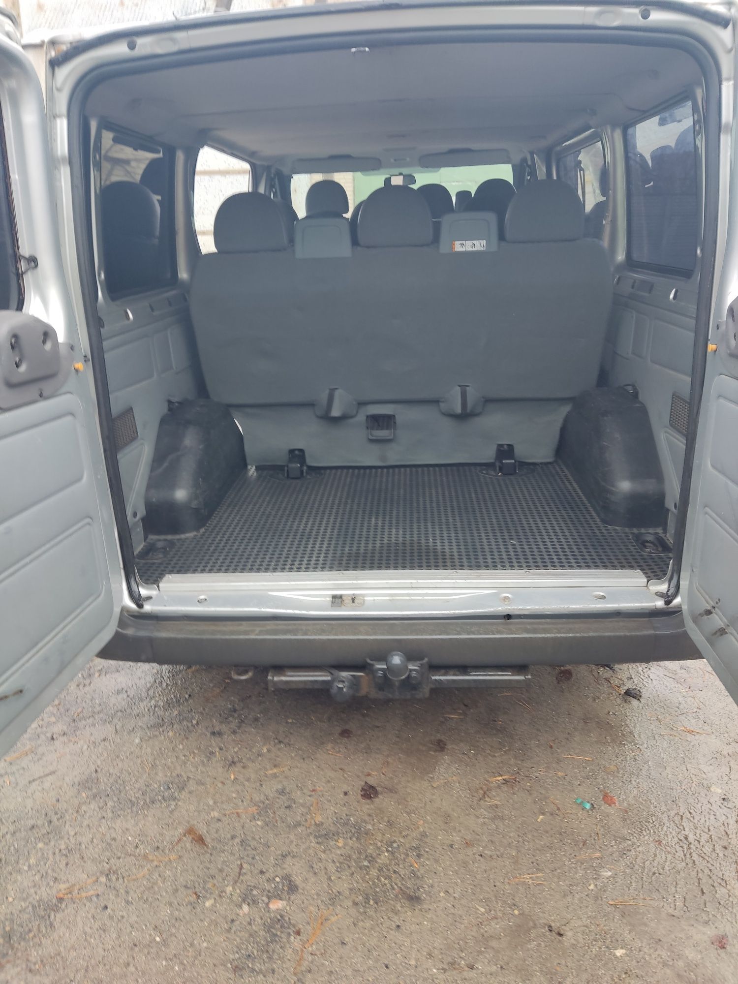 Ford transit пассажирские 8+1