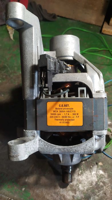 Електродвигун від пральної машини