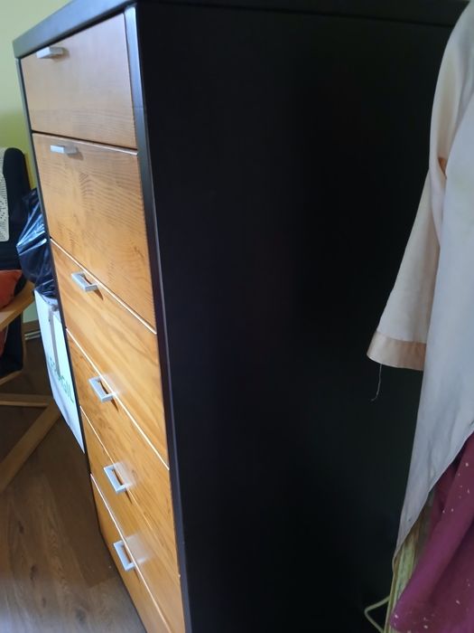 Camiseiro em wenge e Faia