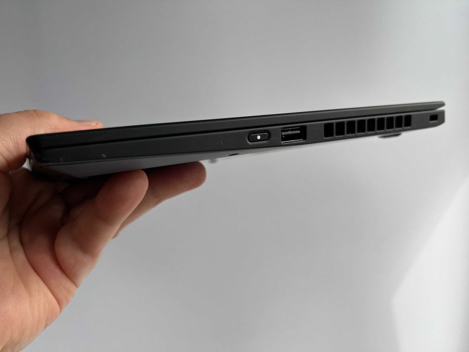Lenovo THINKPAD X1 CARBON 7TH i5-8265U 16/256GB SSD Fhd W11P LTE FV23%