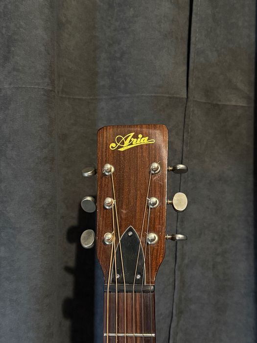 Aria Japan (Martin, Tailor, Takamina, Ibanez, Ovation)