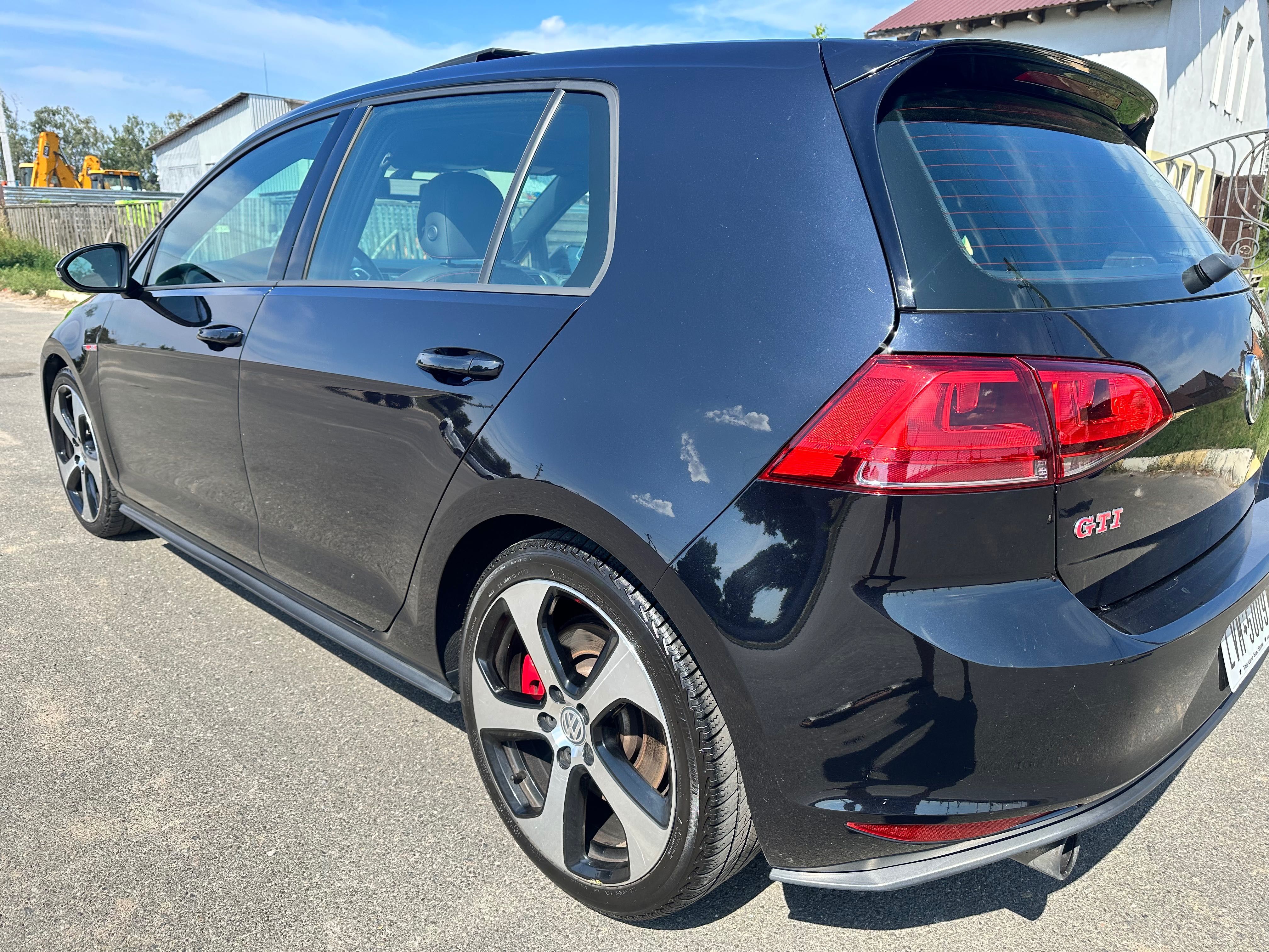 Продам Volkswagen Golf 7 GTI Perfomens