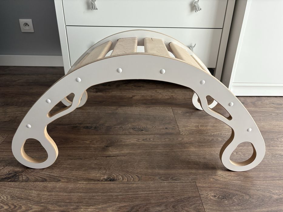 Bujak drewniany z poduszką dla dzieci