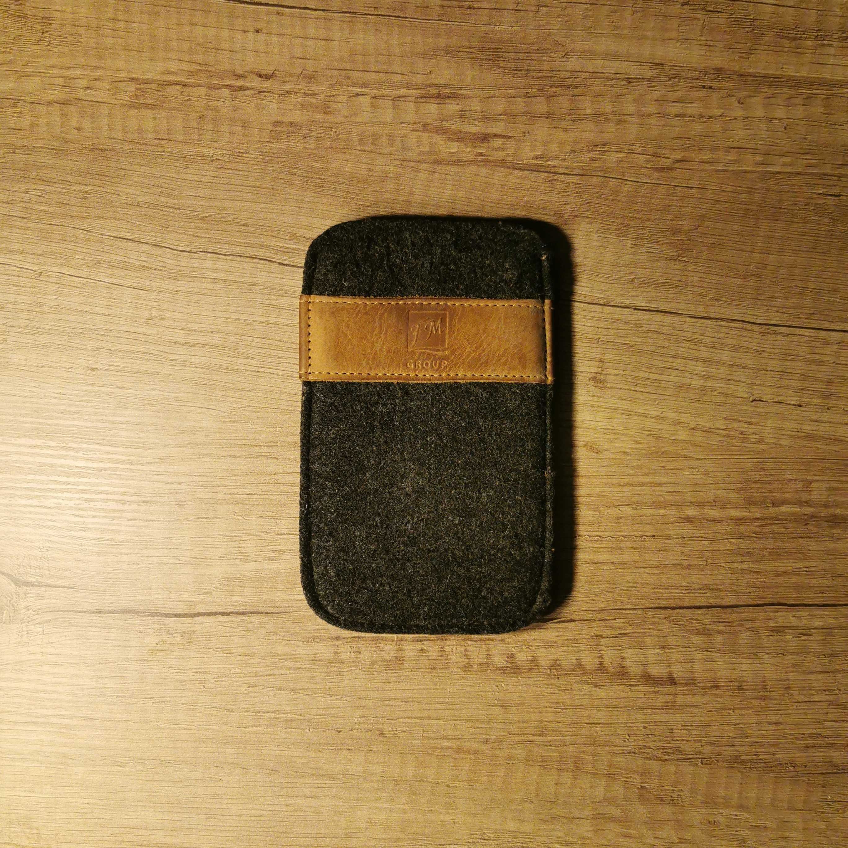 Zamszowe etui FM Group