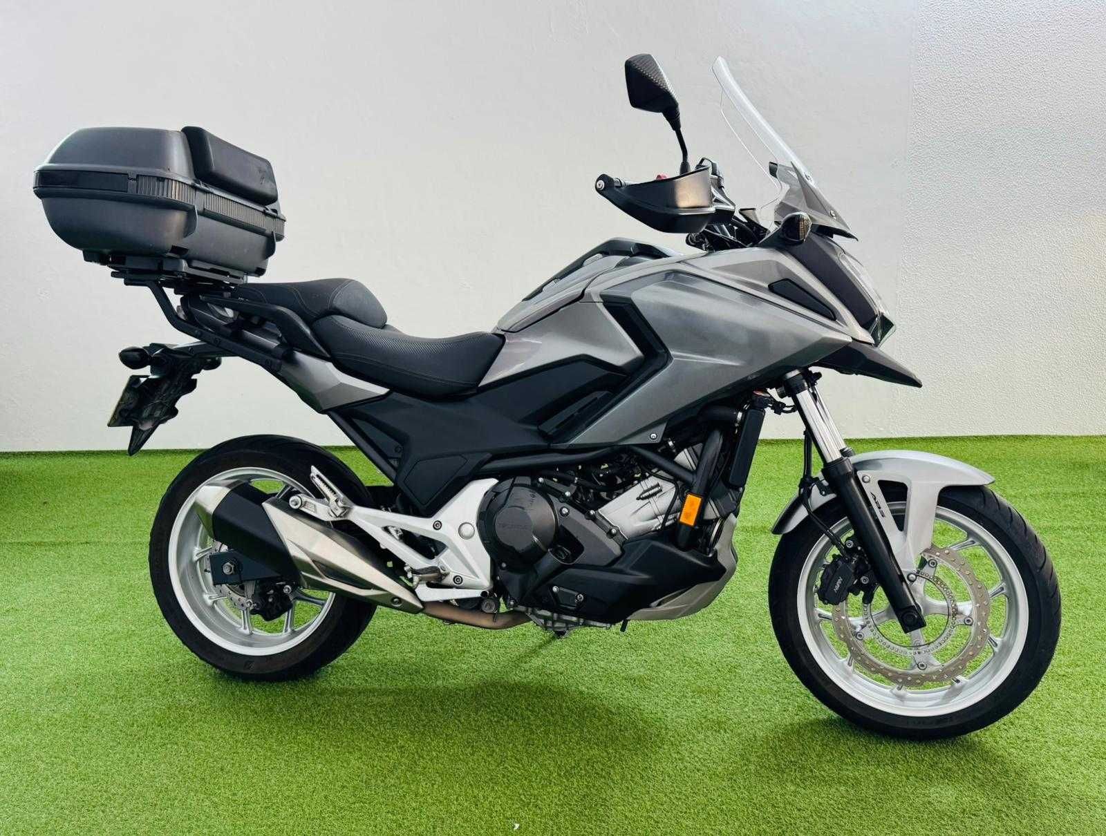 Honda NC750X DCT 2017