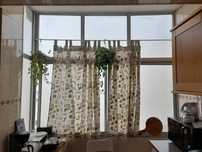 Vendo o par de cortinas para cozinha