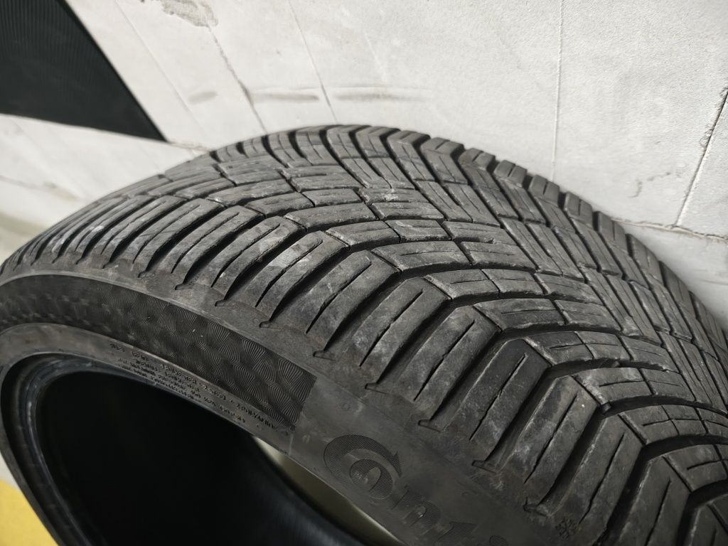 Opona Continental AllSeasonContact 2 245/40R19 Całoroczna 2023 Sztuka