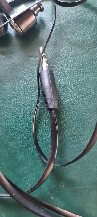 Продам навушники для гаджетів