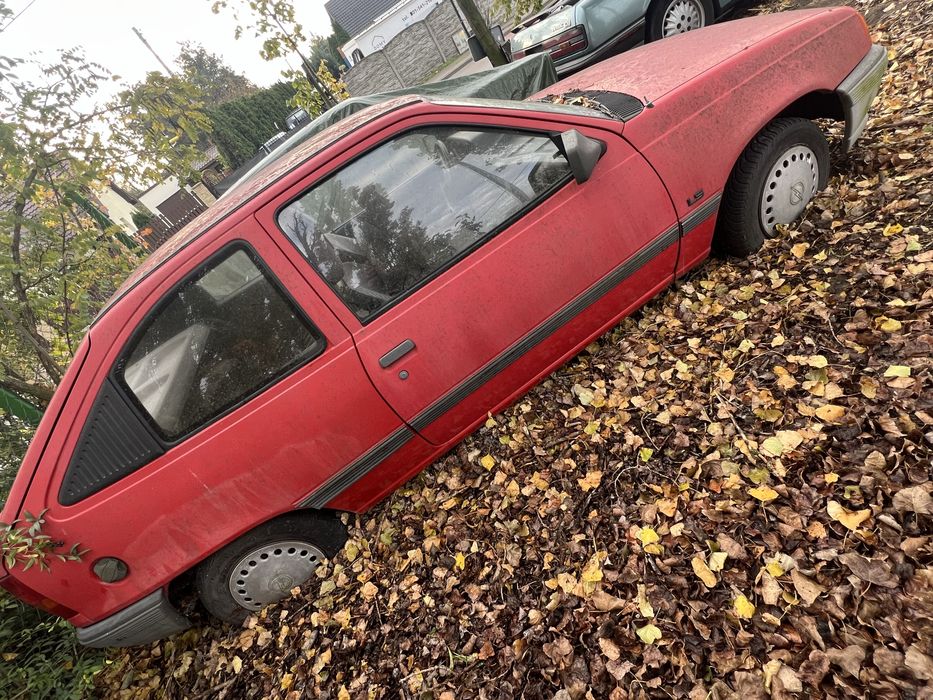 Opel kadett 1,4 caly tylko na czesci.