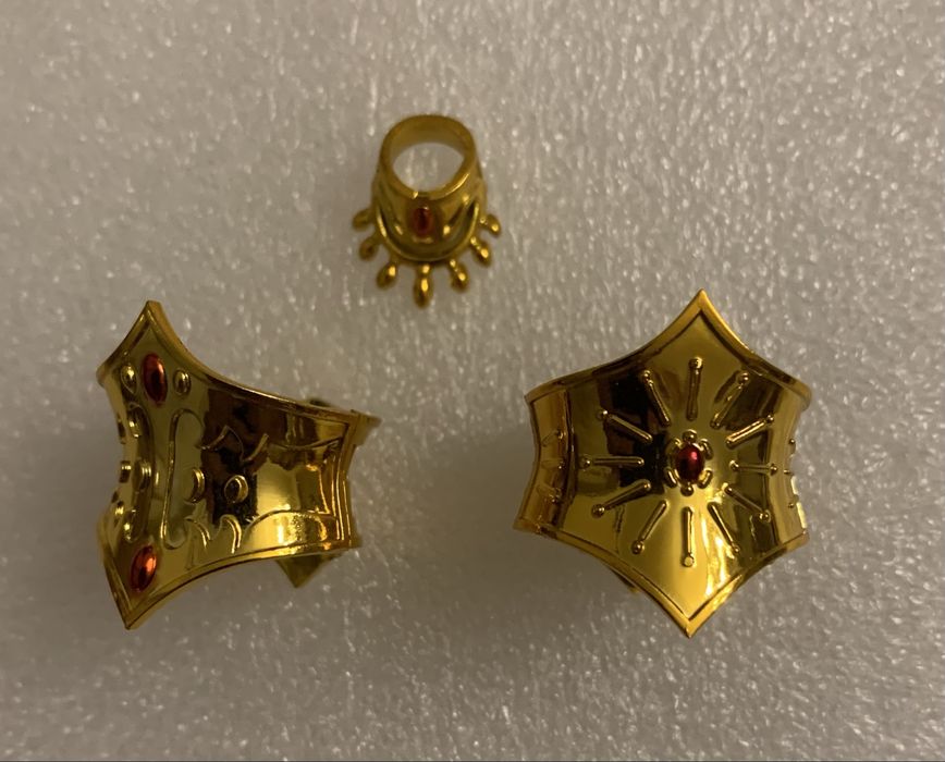 Saori kido Athena king model