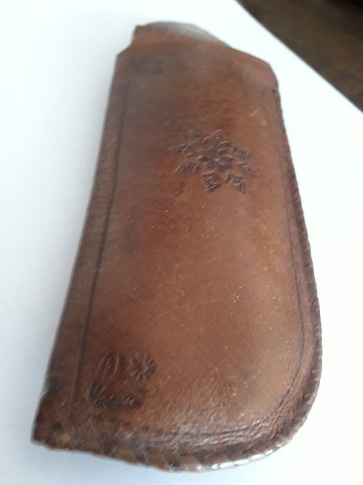 Stare skórzane góralskie etui na okulary Zakopane