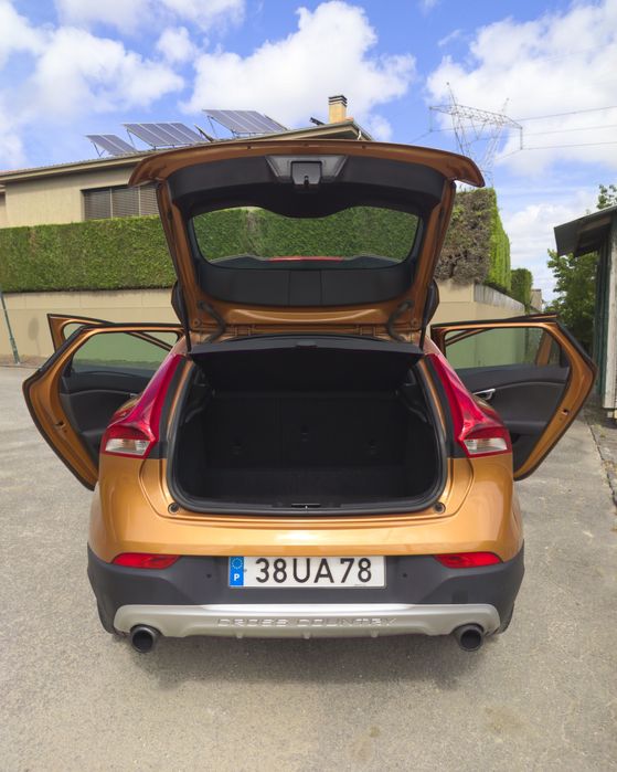 Volvo V40 D2 Cross Country