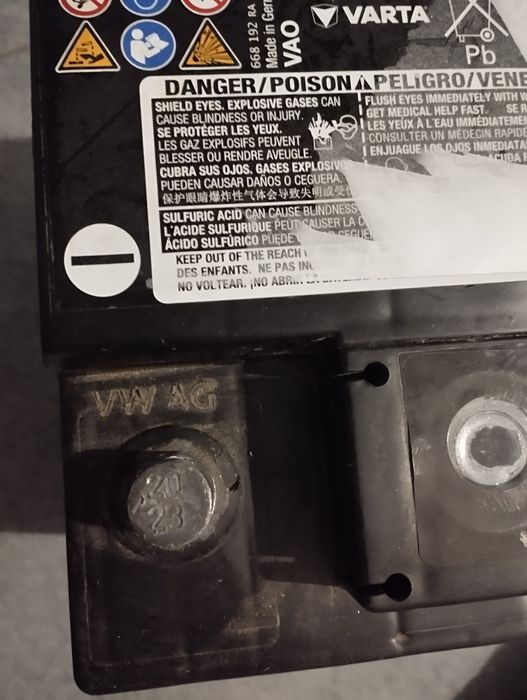 Volkswagen ID4 Audi Skoda vag акумулятор 49Ah 320A 12V батарея