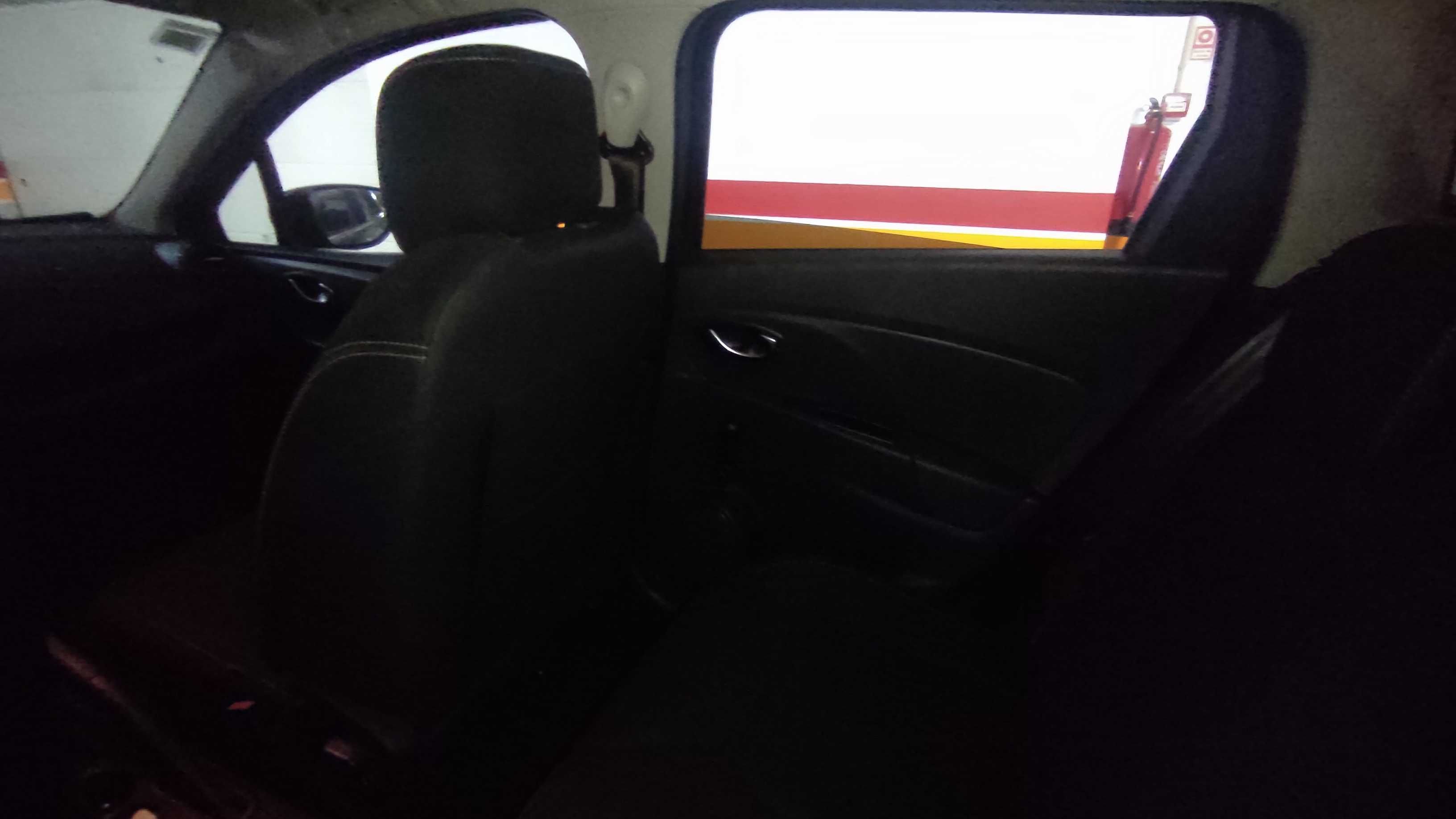 Renault Clio 0.9 Versão Limited 2020 carro de Garagem