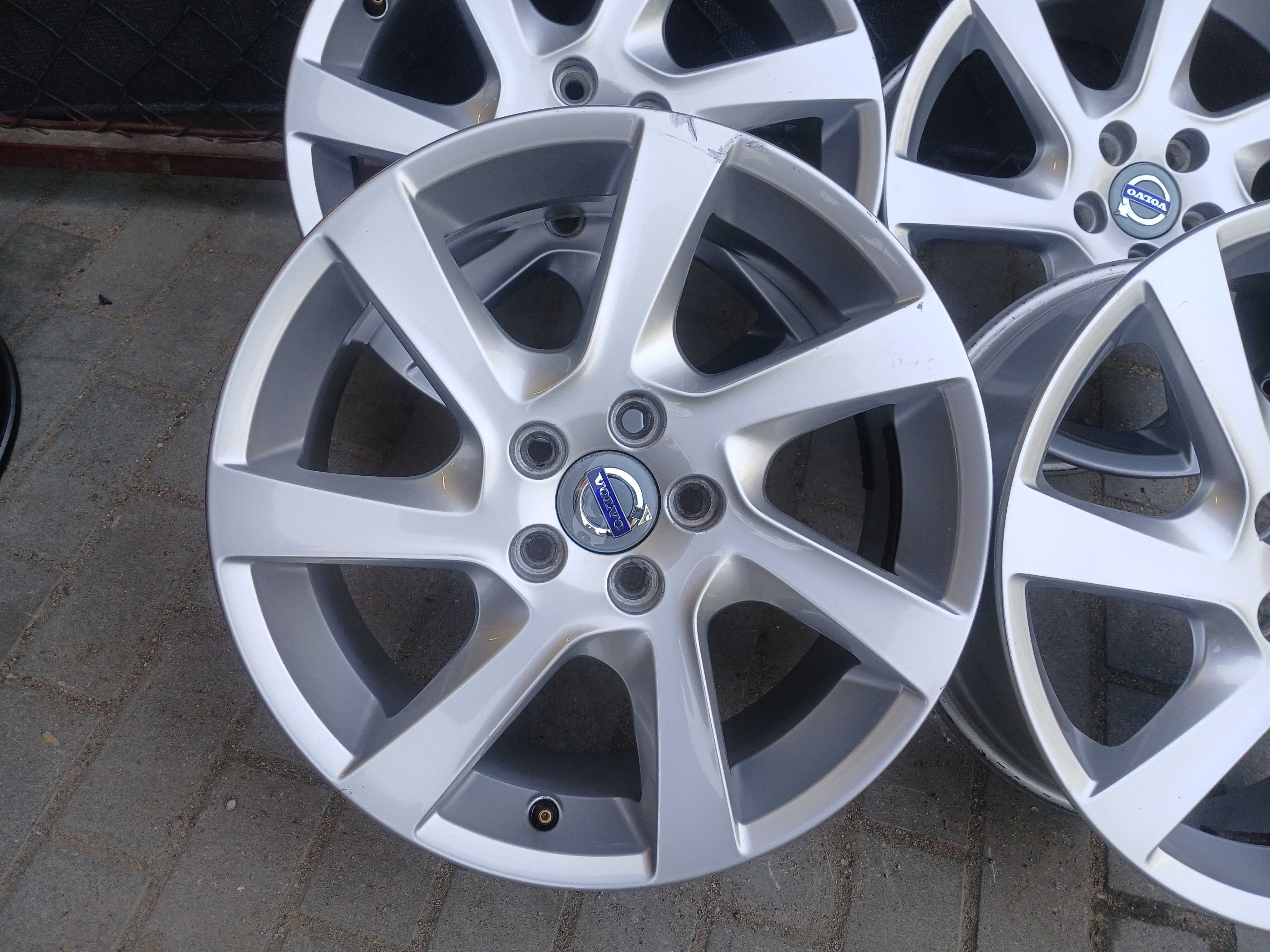 4x felgi 17 5x108 Volvo C30 V40 V50 S60 S80 S90 XC40 XC60 XC70 XC90