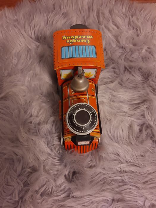 Lokomotywa blaszana PRL-Csengos Mozdony