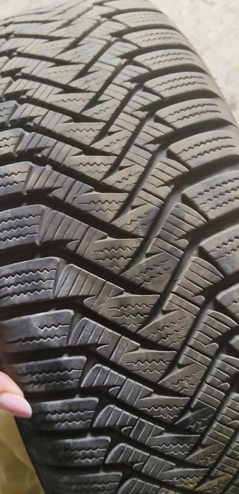 Sprzedam opony z felgami 195/15