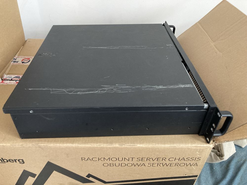 Obudowa rack pc netrack 2u 19 cali
