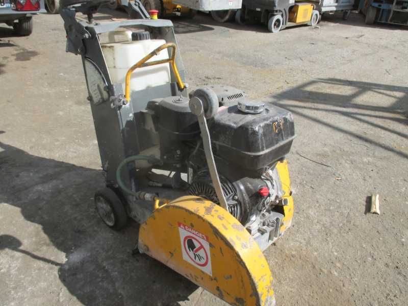 Przecinarka jezdna spalinowa do betonu kamienia Husqvarna FS400LV