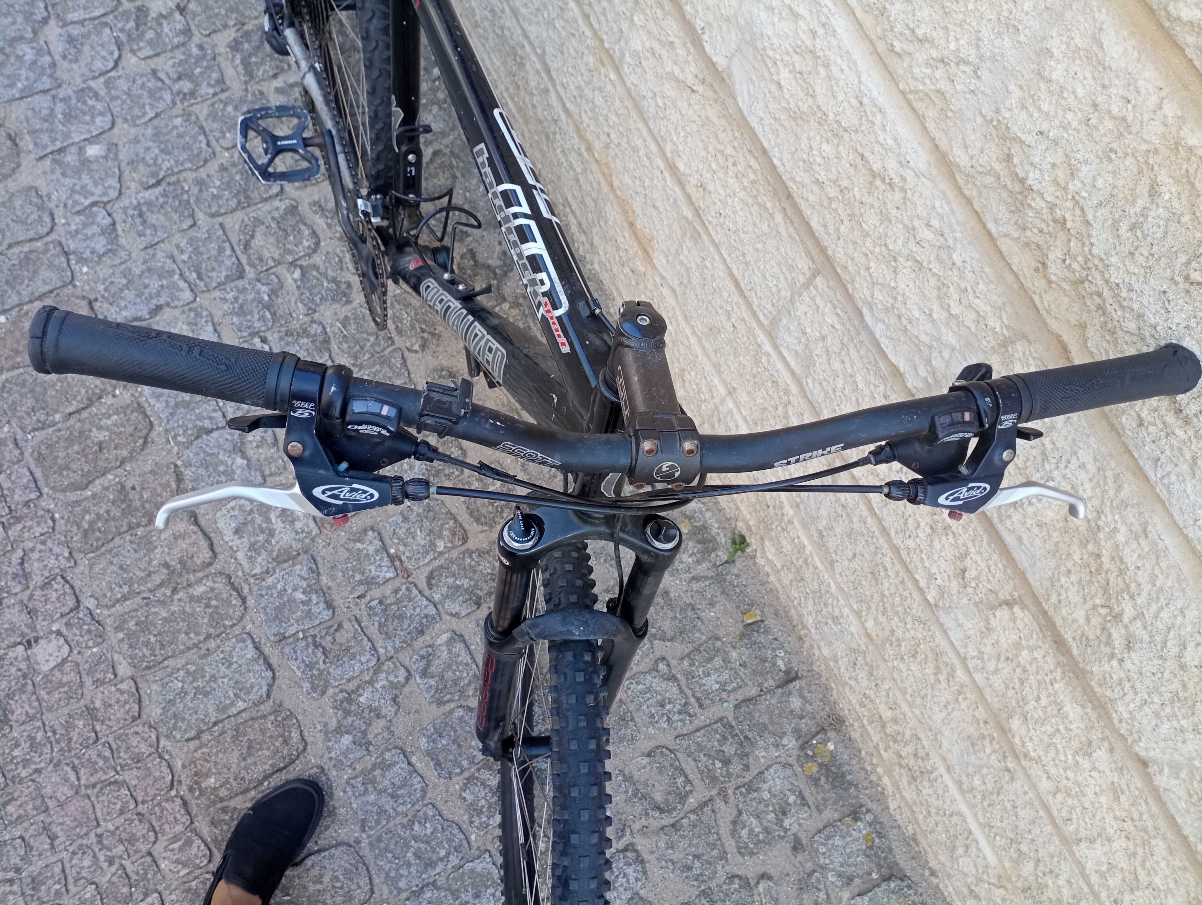 Bicicleta specialized hardrock sport