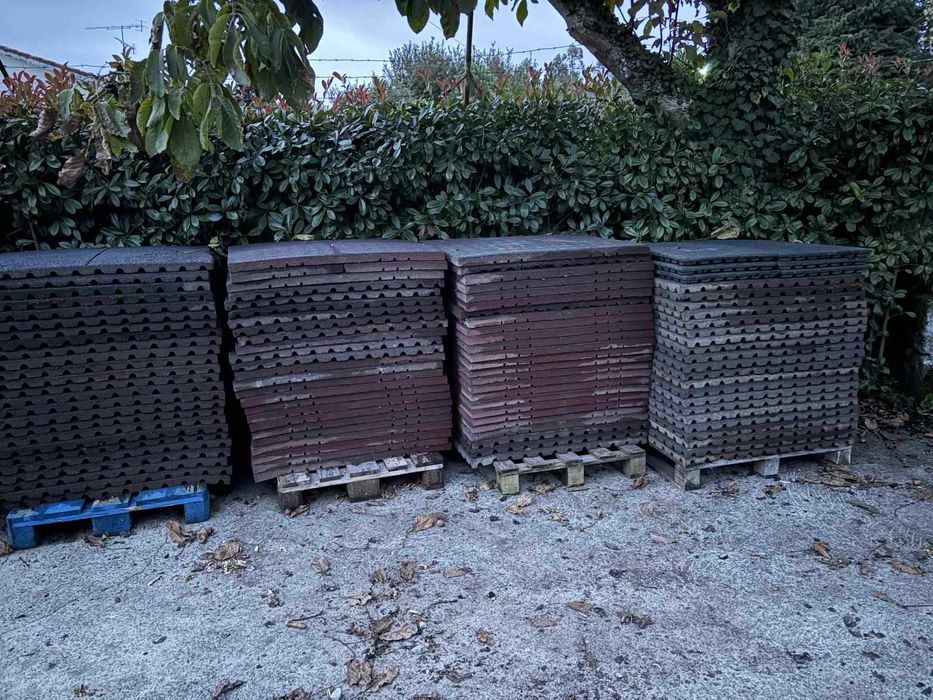 Piso de Borracha de 1 metro por 1 metro com 4cm de espessura