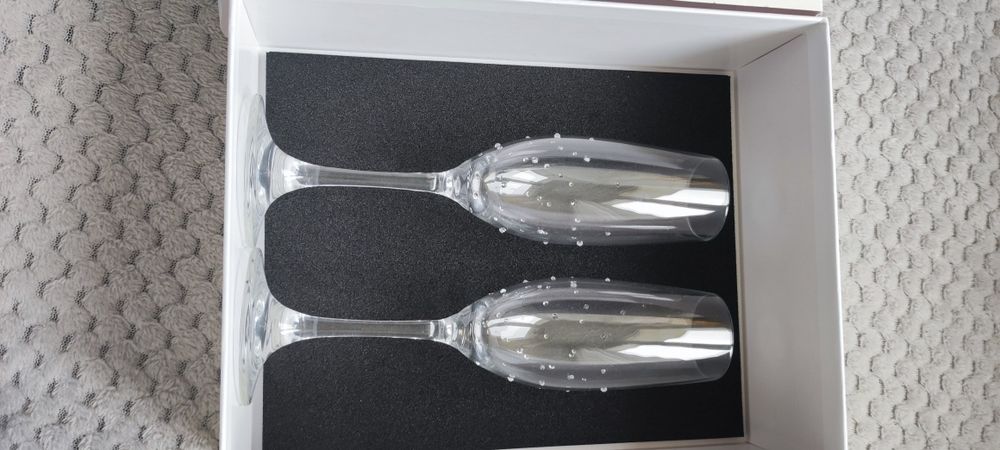 Kieliszki do szampana Swarovski nieużywane ślub Sylwester prezent