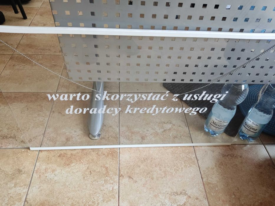 3 różne plexi do biura kredytowego, grawerowane laserowo, 5mm grubości