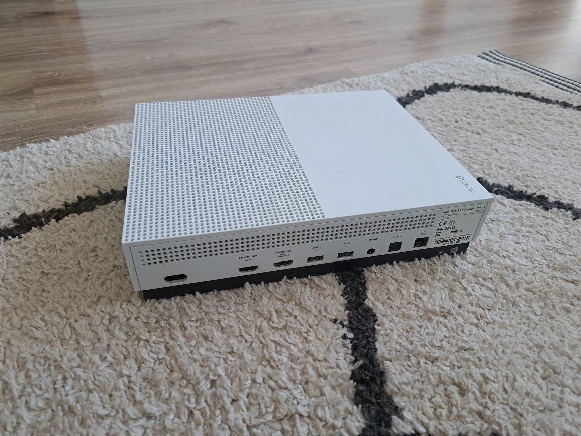 Xbox One S All-Digital 1tb+limitowany kontroler