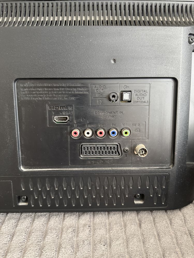 Telewizor SONY z uchwytem KDL-46R470A
