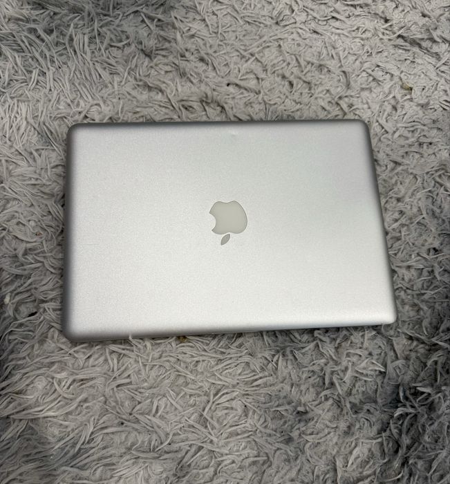 Macbook pro 2013  early 2011