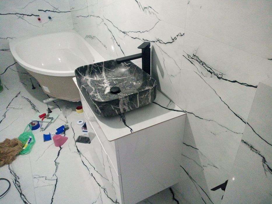 Ремонти квартир, будинків.