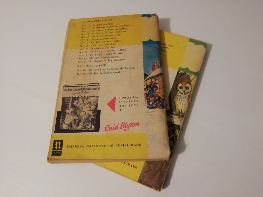 Lote de livros das Aventuras dos 5 e Aventuras dos 7 dos anos 70