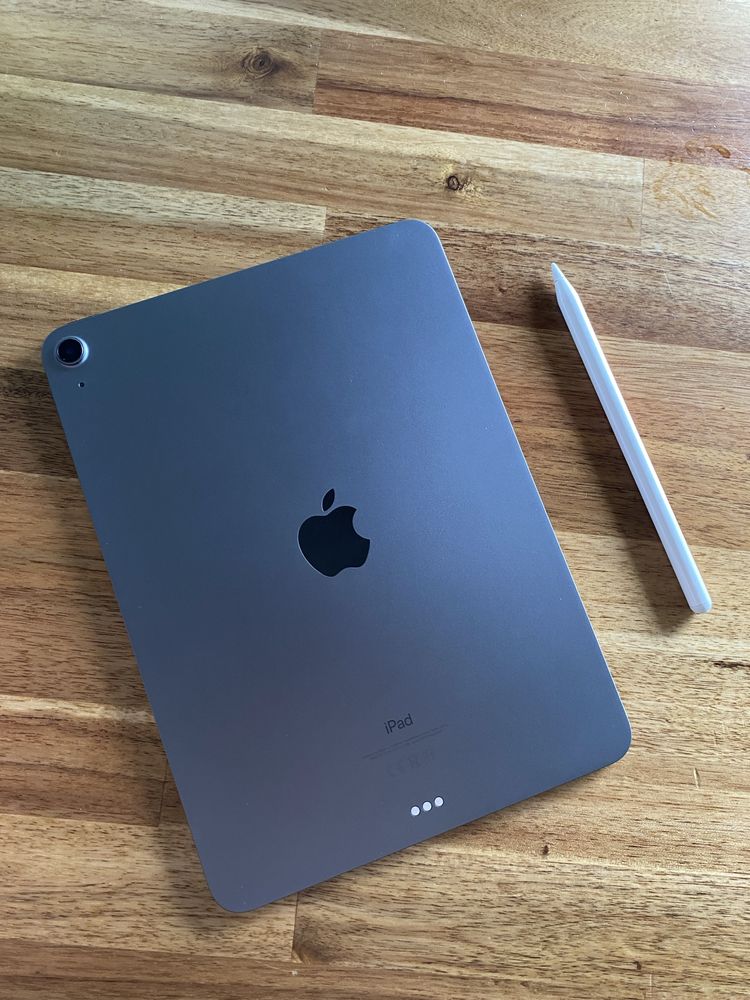 iPad Air 4(2020) 64gb + Rysik + Etuj