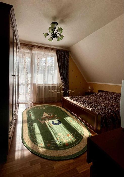 Продам теплий будинок 210кв, 3 спальні, камін, вихід до річки Осокорки