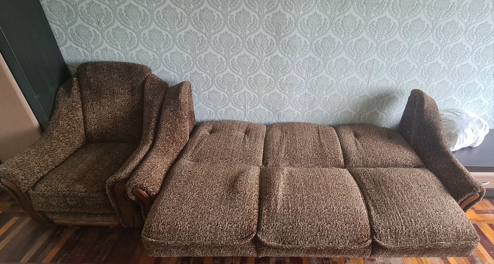 Продам диван СРОЧНО