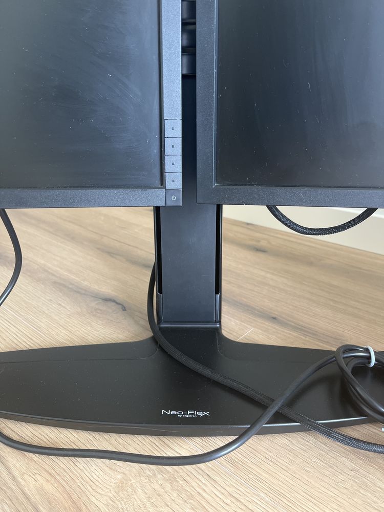2 monitores Dell 22’’ em otimo estado