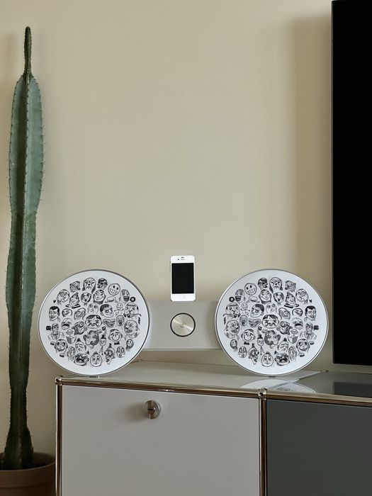Coluna BANG & OLUFSEN BEOSOUND 8, como nova