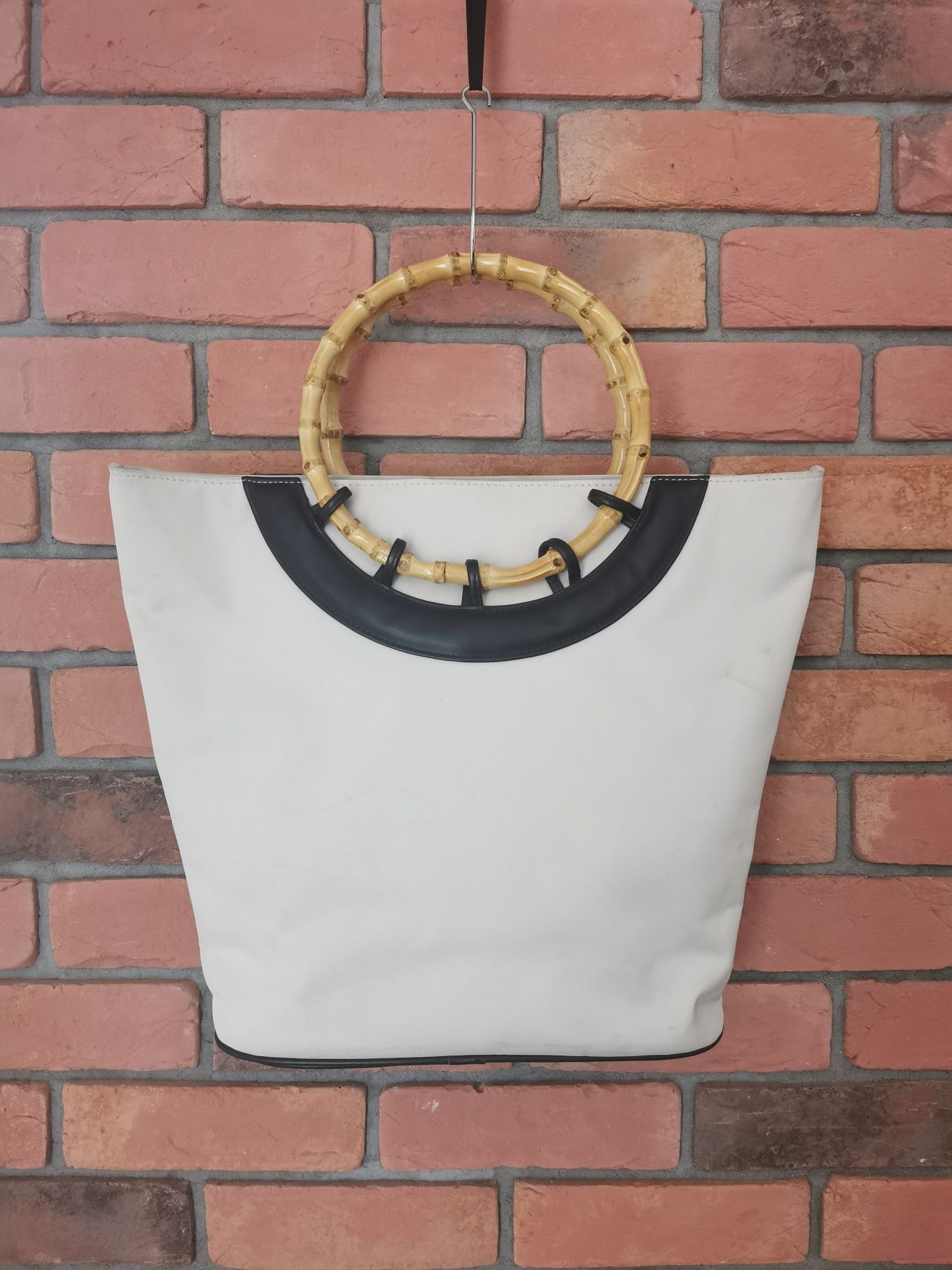 Torba Estee Lauder kremowa bambusowe uchwyty